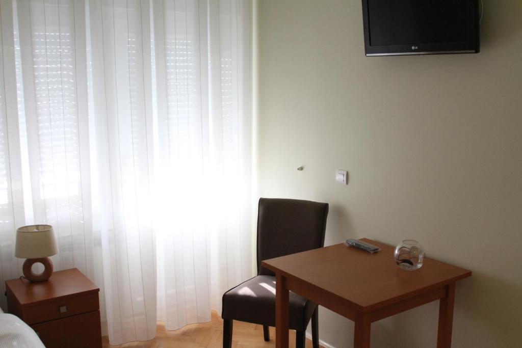 Rooms Villa Aria Sesvete Exterior photo