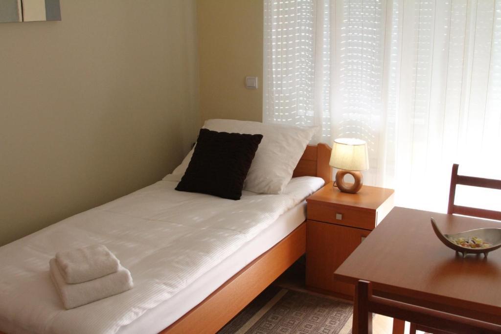 Rooms Villa Aria Sesvete Exterior photo