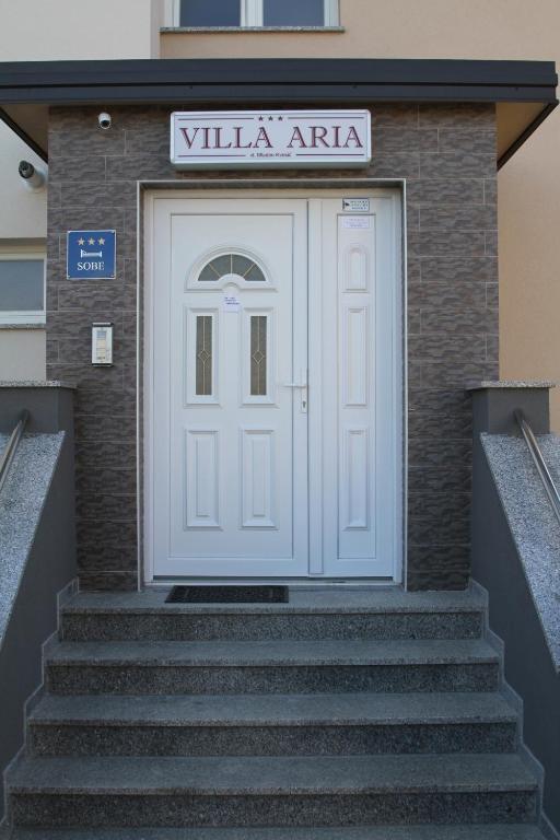 Rooms Villa Aria Sesvete Exterior photo