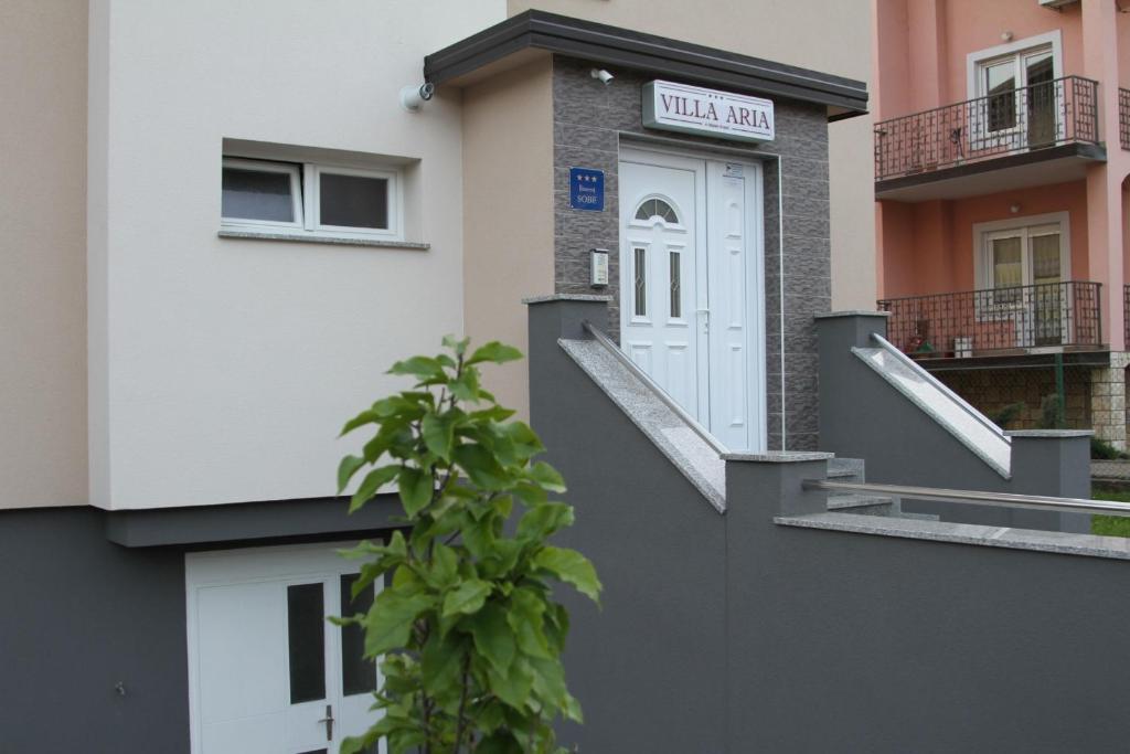 Rooms Villa Aria Sesvete Exterior photo