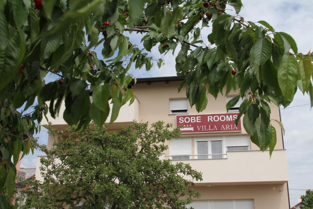 Rooms Villa Aria Sesvete Exterior photo